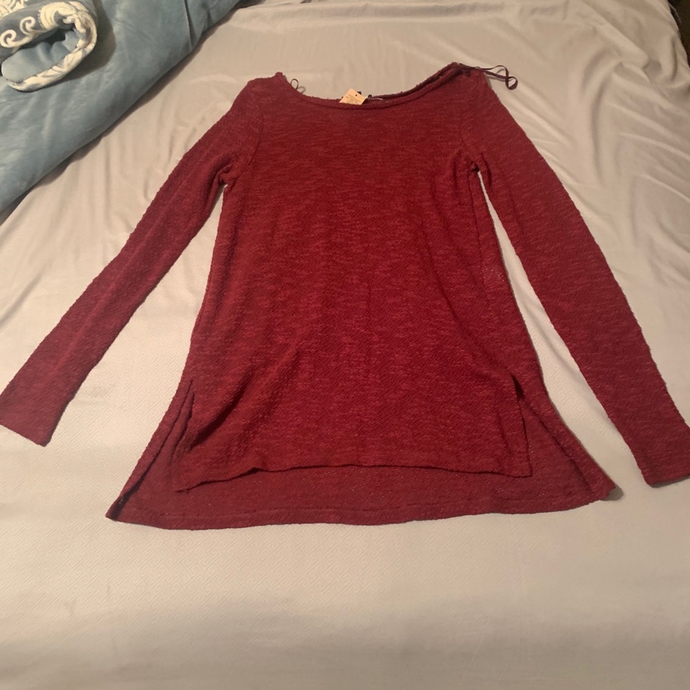American eagle high front lower back top